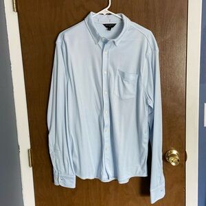 Banana Republic Casual Light Blue Slim Fit Button Down Shirt